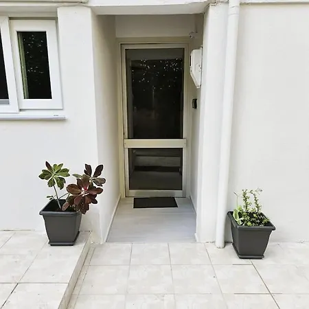Traveller'S Nest Apartment Close To Center,Port,Airport Heraklion  Exterior photo