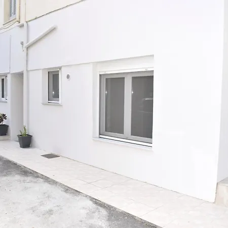 Traveller'S Nest Apartment Close To Center,Port,Airport Heraklion  Exterior photo